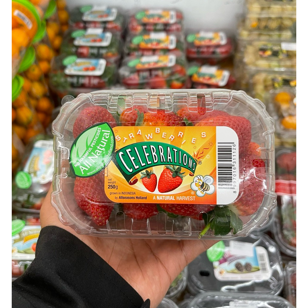 Strawberry All Natural Celebration Fresh / Strawberry All Season All Natural 250grm