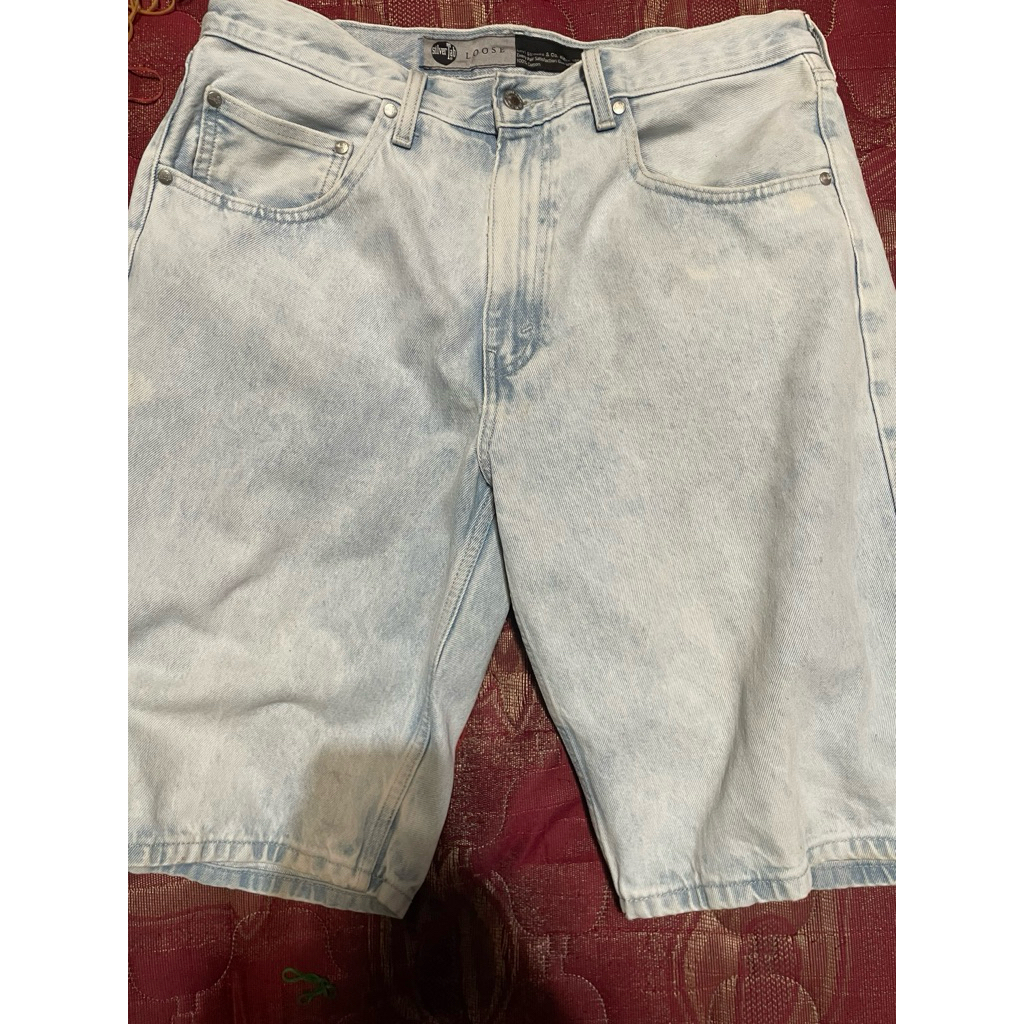silver tab levis loose