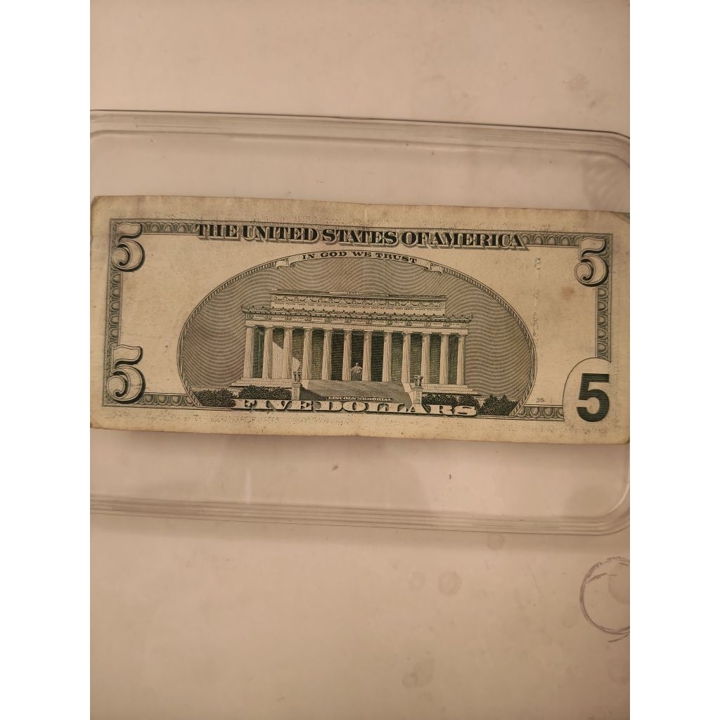 Uang dollar kuno usd5 edisi tahun 2001