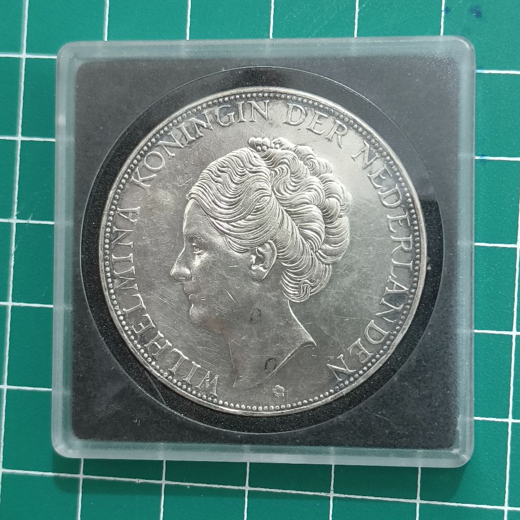 KOIN WILHELMINA 2,5 GULDEN 1933 DHL DEEP HAIR LINE + KAPSUL SESUAI FOTO