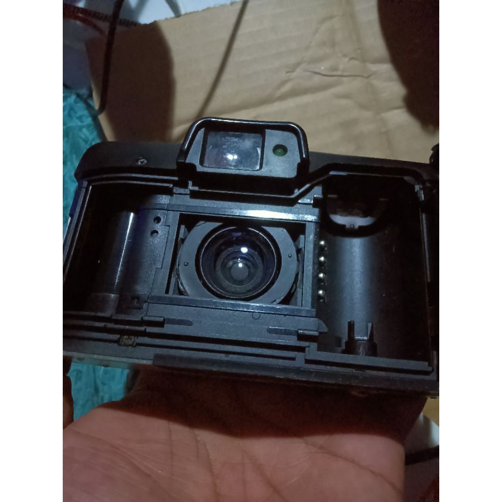 kamera analog Canon Prima zoom shot date ada minus