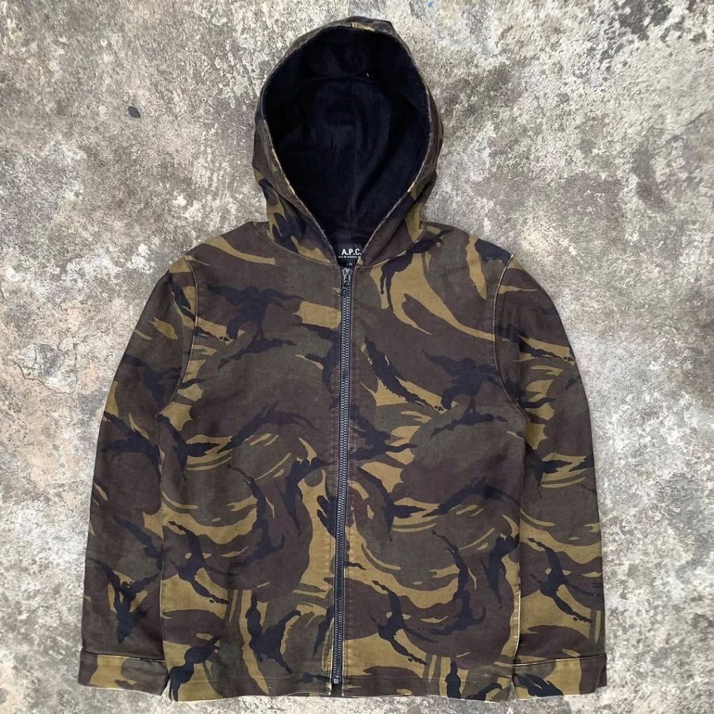JAKET CAMO APC