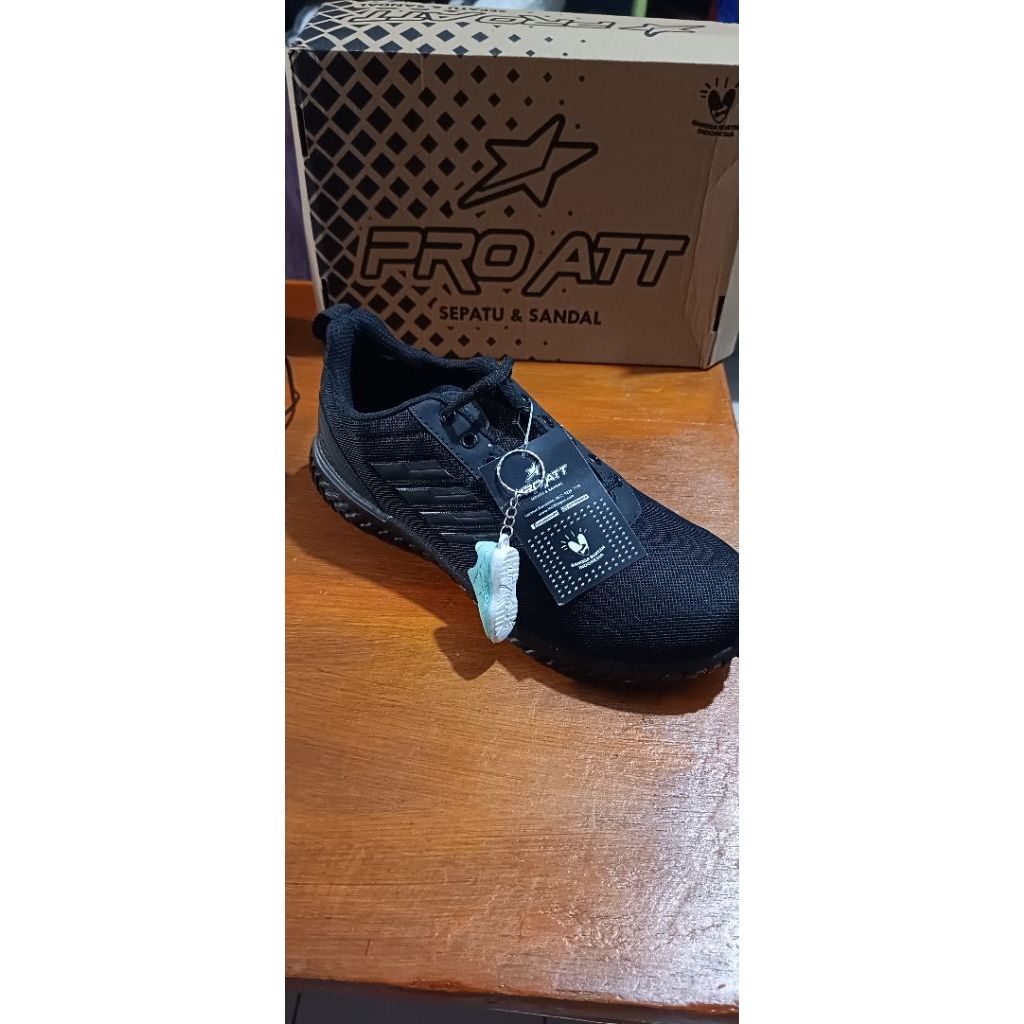 sepatu PRO ATT full hitam