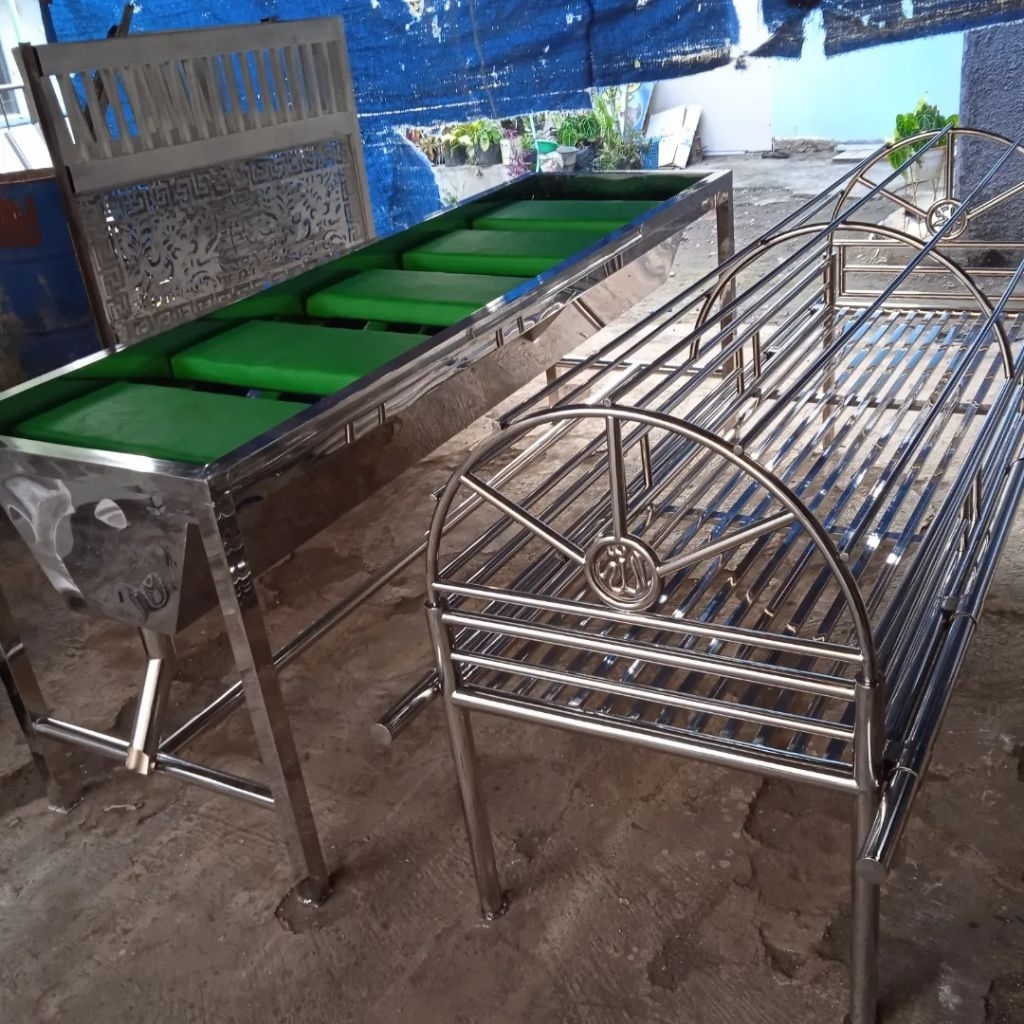 Keranda mayat stainless