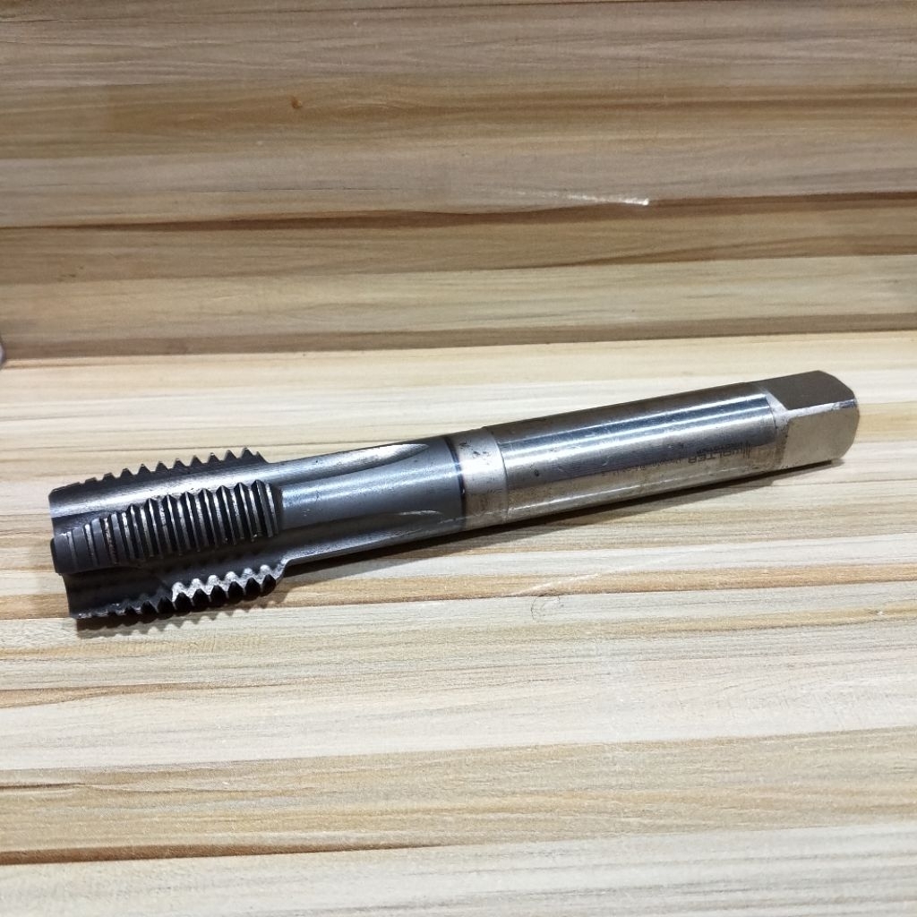 Tap M27×3 hss merk walter hand tap M27 × 3 lurus bekas mulus tapping M27