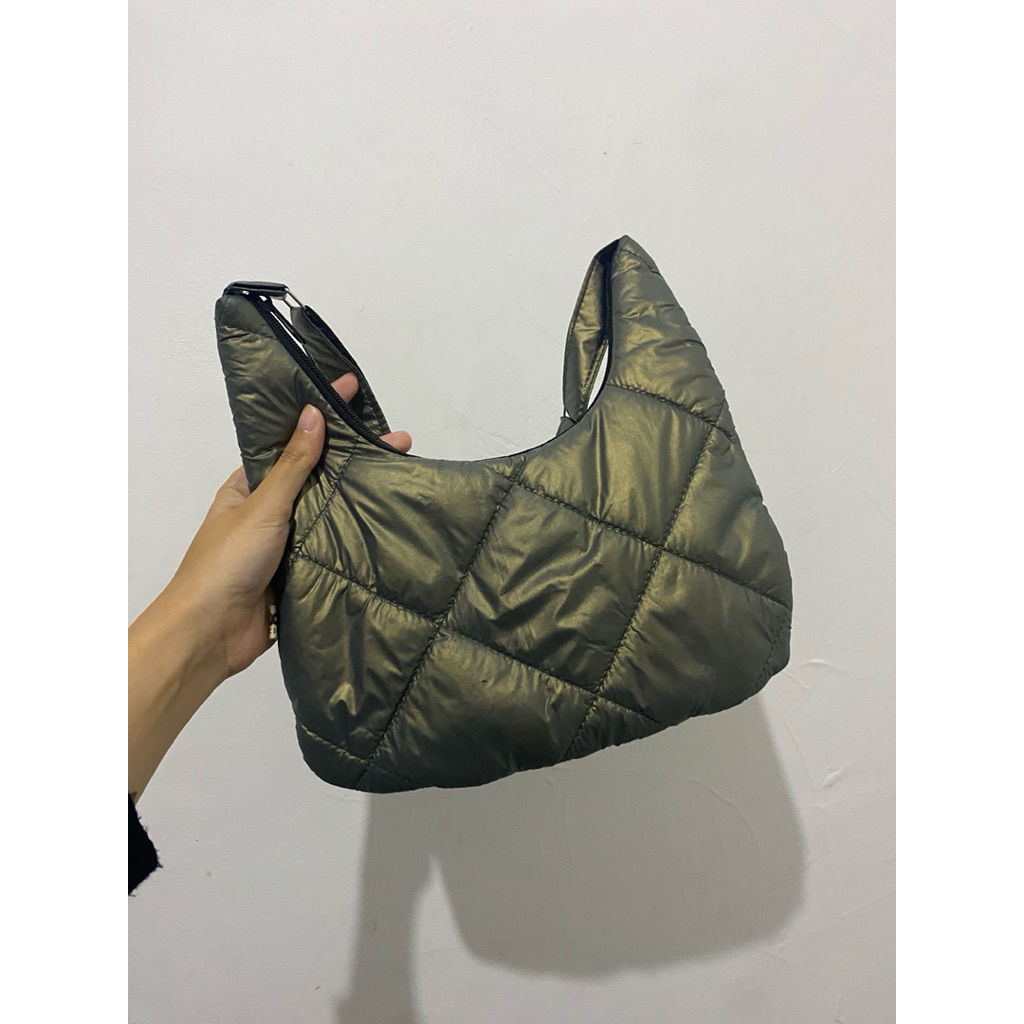 Preloved Shoulder Puffy Bag | Shoulder Bag | Tas | Puffy Bag