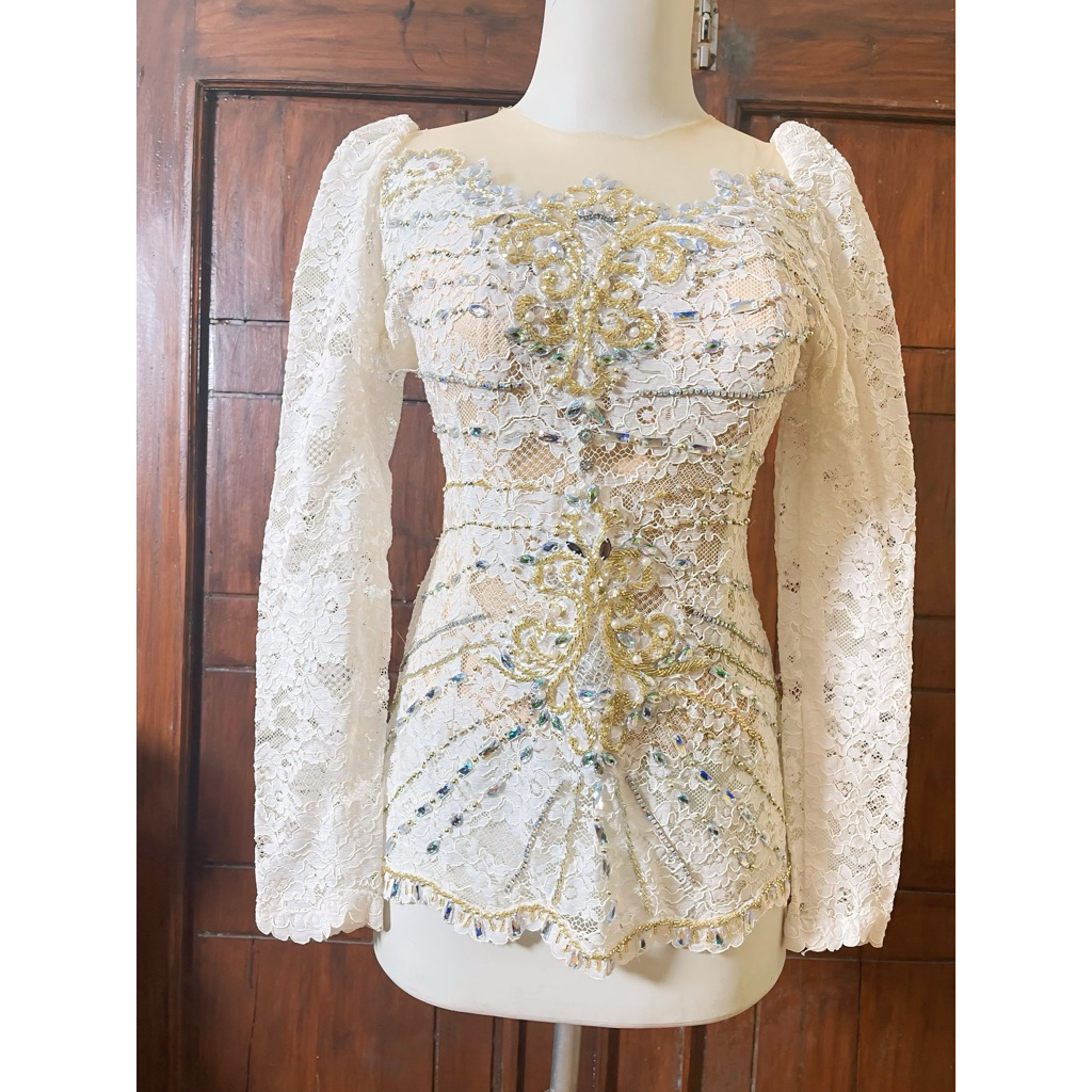 KEBAYA MODERN KEBAYA CANTIK DAN ANGGUN KEBAYA WISUDA KEBAYA KONDANGAN WARNA PUTIH BW