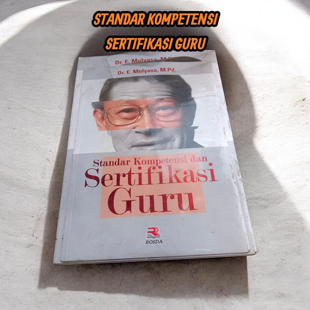 STANDAR KOMPETENSI DAN SERTIFIKASI GURU