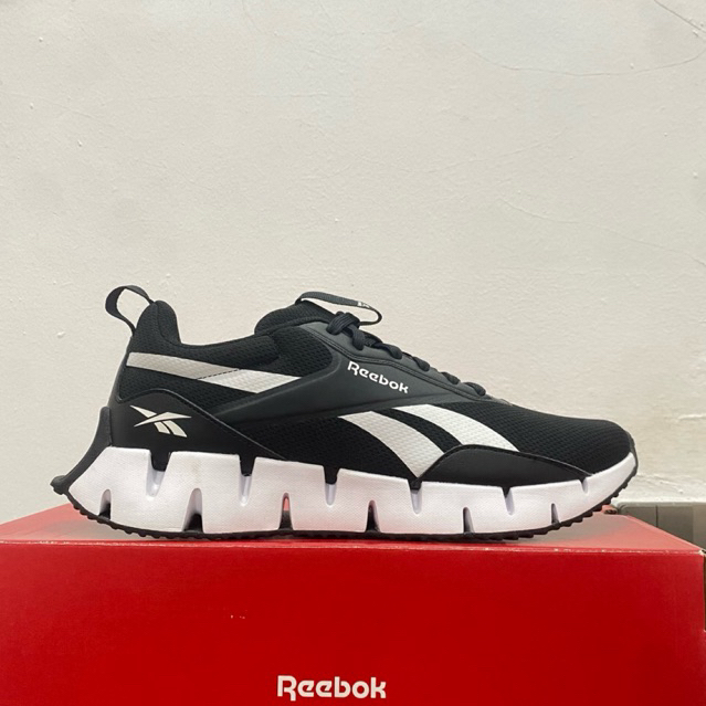 REEBOK ZIG DYNAMICA STR MEN'S RUNNING SHOES - BLACK