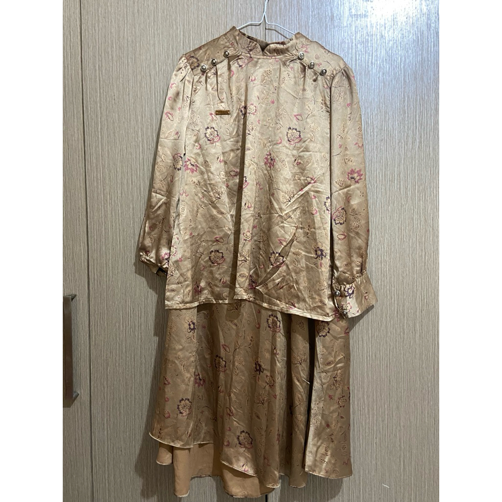 One Set Blouse & Skirt Mona Syar’i (Preloved)