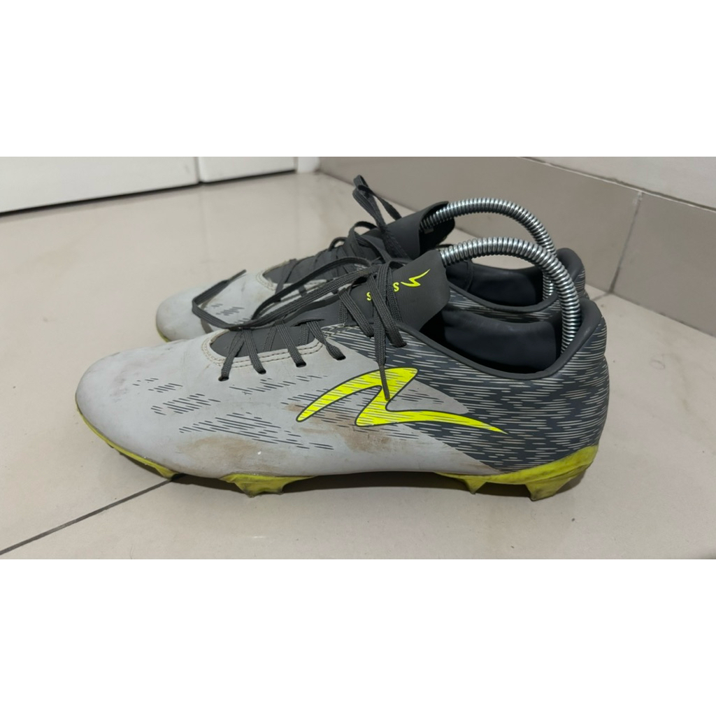 SPECS ALPHA SECOND MULUS