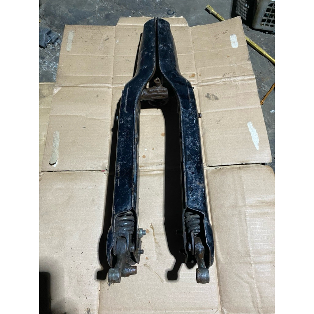 Sok shockbreaker fork depan set T segitiga star c700 c800 c70 original copotan motor