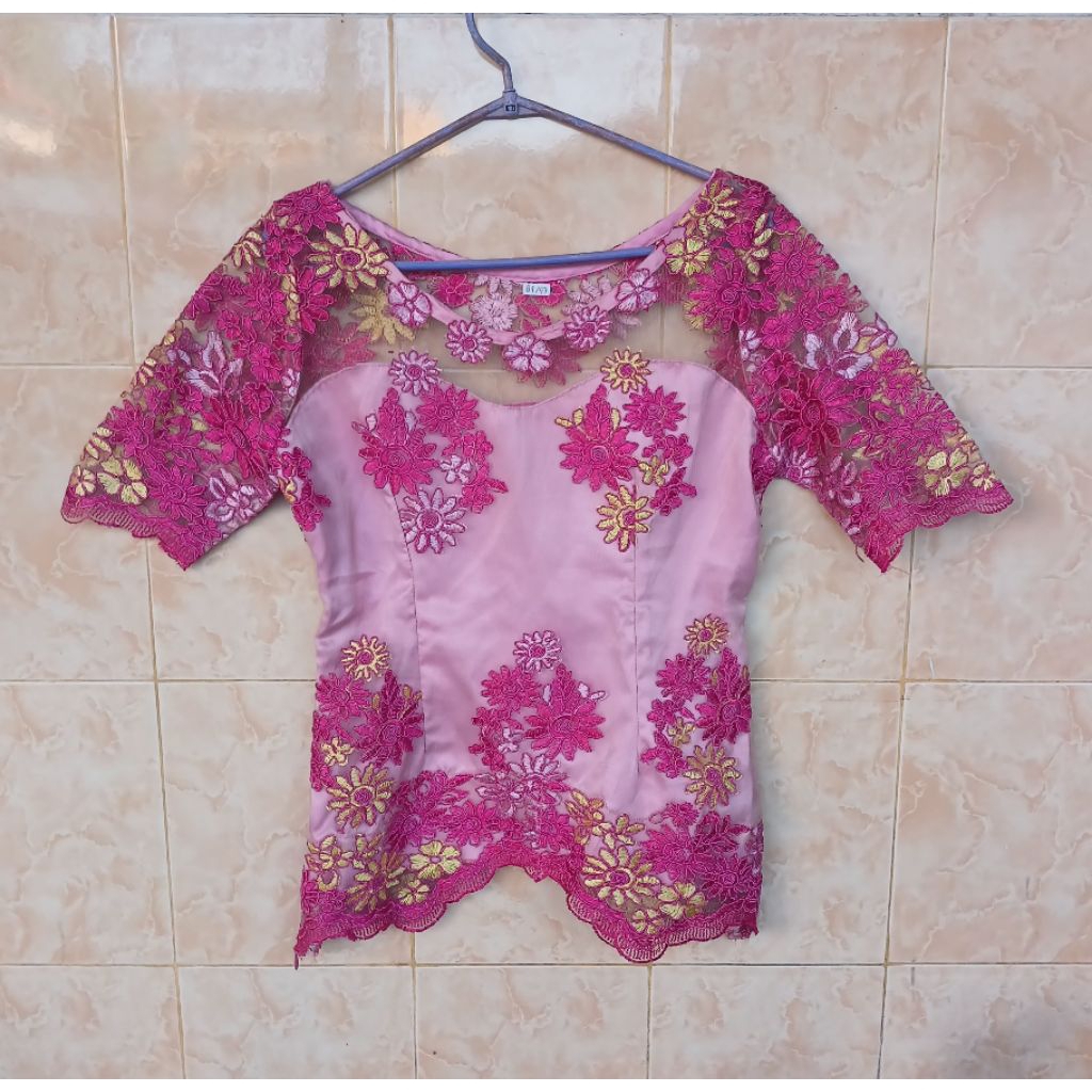 Atasan Kebaya Tile Brukat Lengan Pendek Preloved