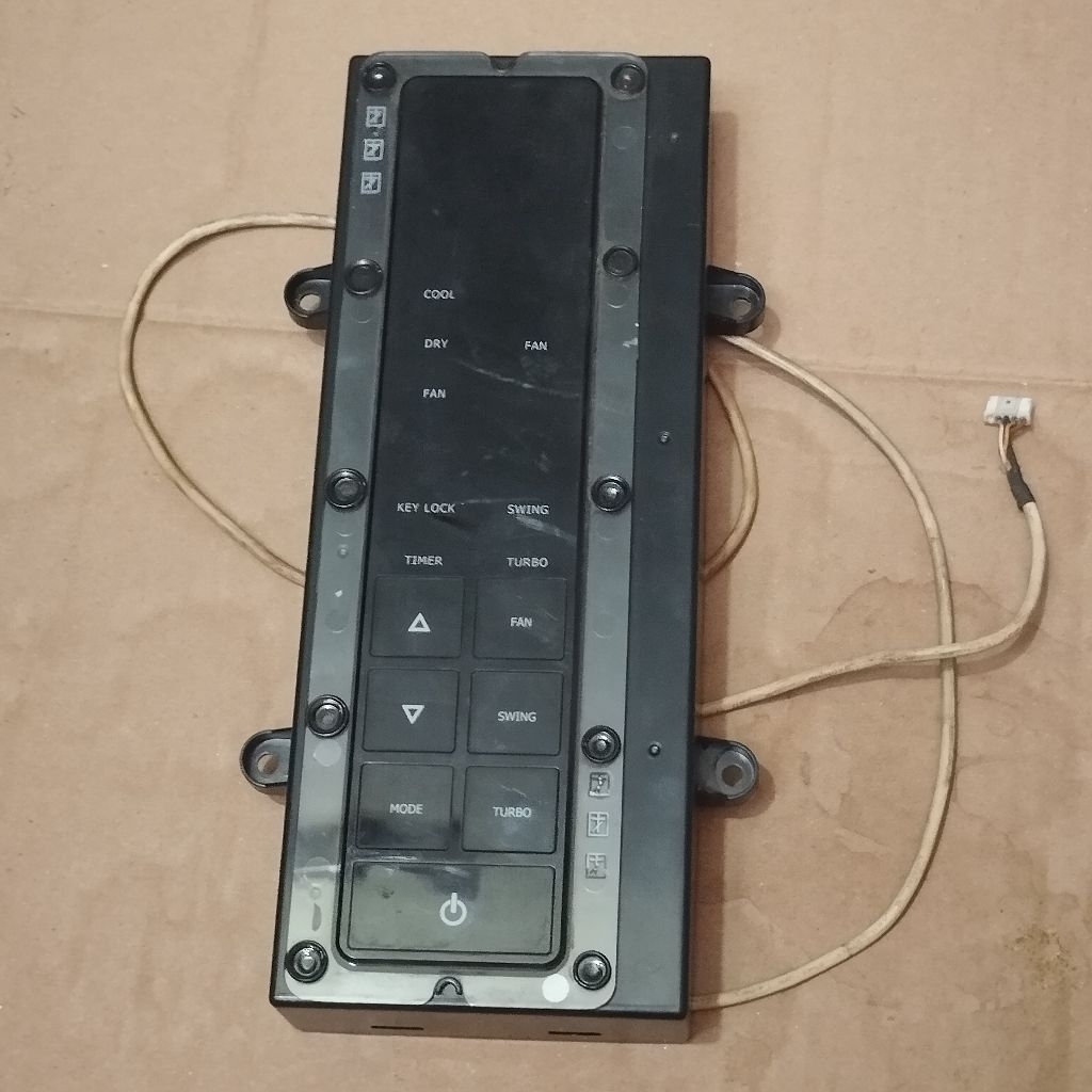 sensor display AC Daikin Malaysia standing floor