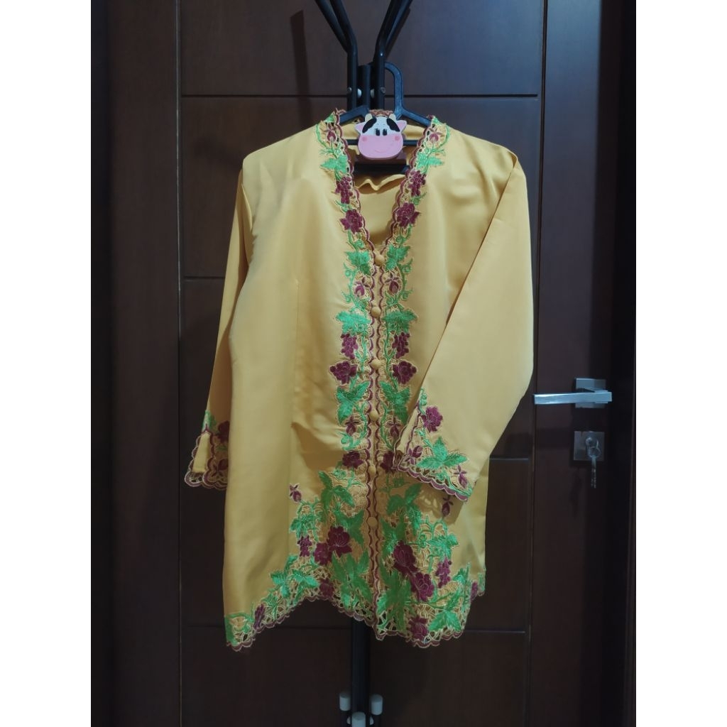 Fashion - Kebaya Bordir Mustard