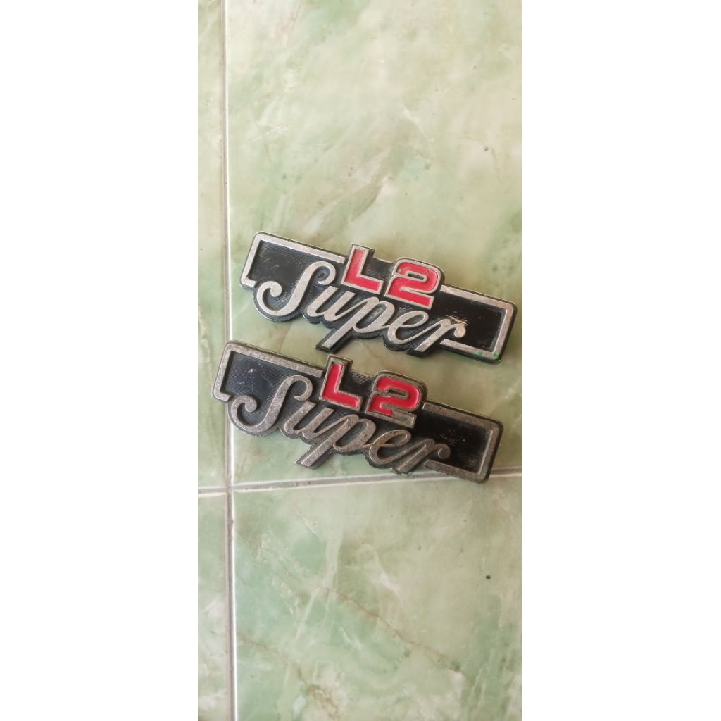 emblem tutup aki yamaha L2 Super original