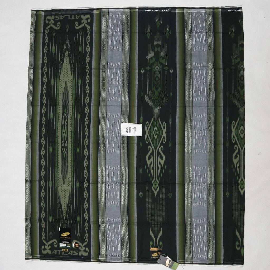 Sarung ATLAS Super Premium Gold S935  Motif DJK DKA Varian Hitam Putih Warna Harga Terjangkau