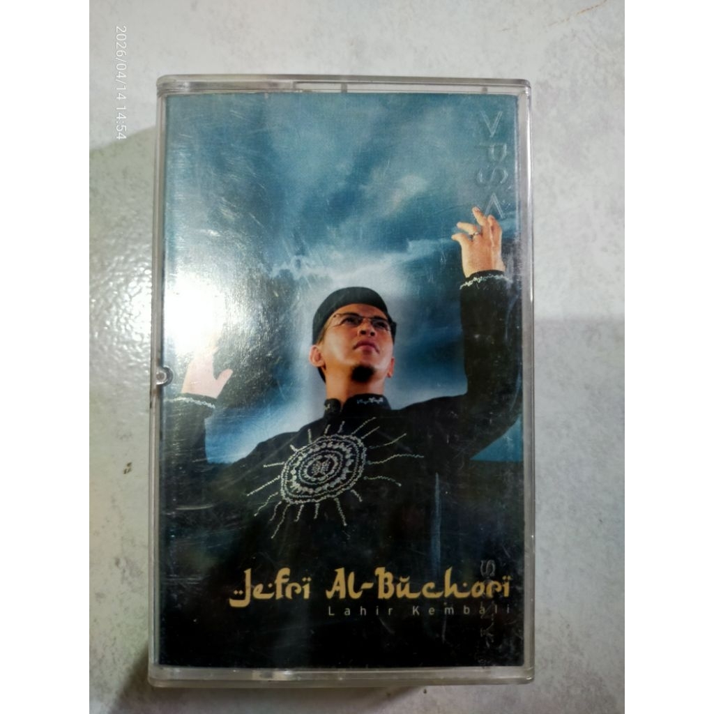 kaset pita ust. JEFRI AL-BUCHORI "lahir kembali"