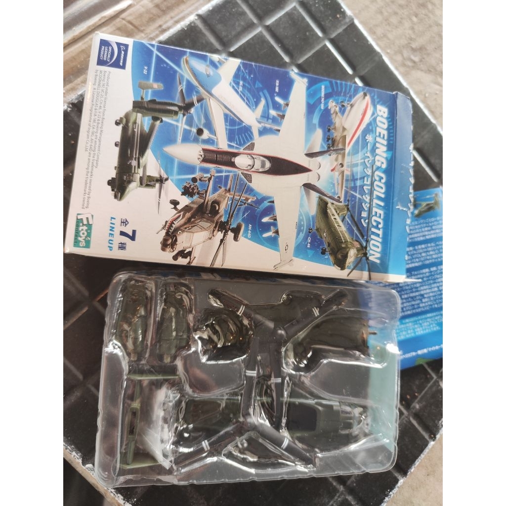 F-Toys skala 1/144 V-22 Osprey Marine One camo plastic display model kit