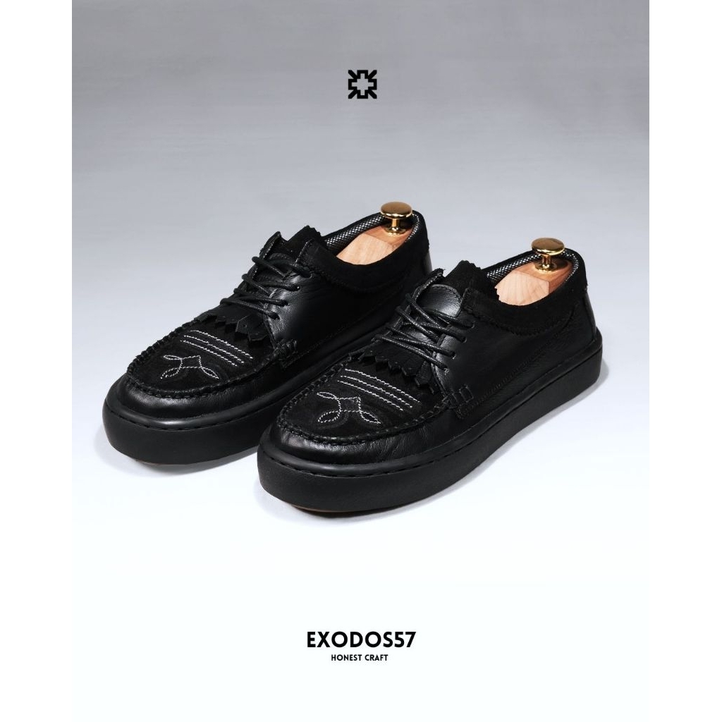 EXODOS57 | Sepatu Sneakers Kulit - MAKILAYA BLACK