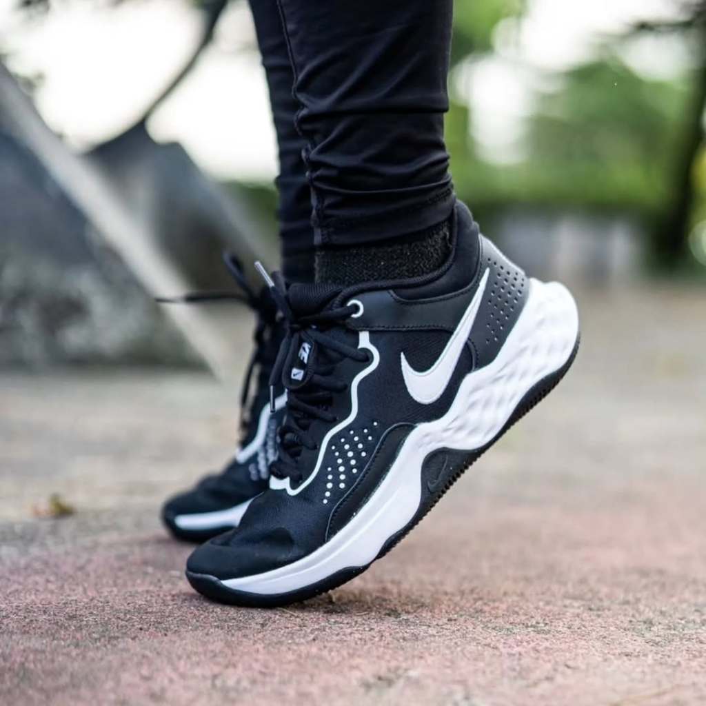 Sepatu Basket Pria FLY.BY MID 3 Black White Original