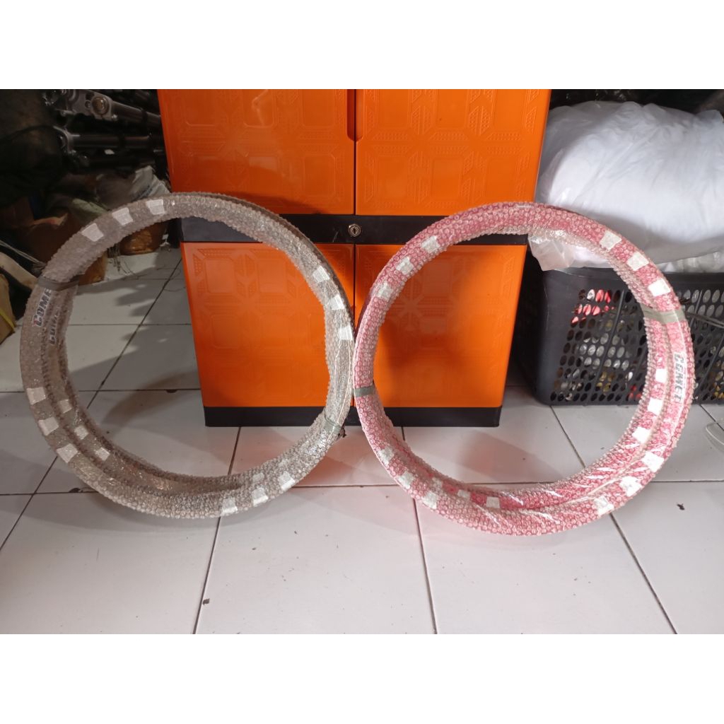 velg comet ring 17 140/160 warna brown dan merah