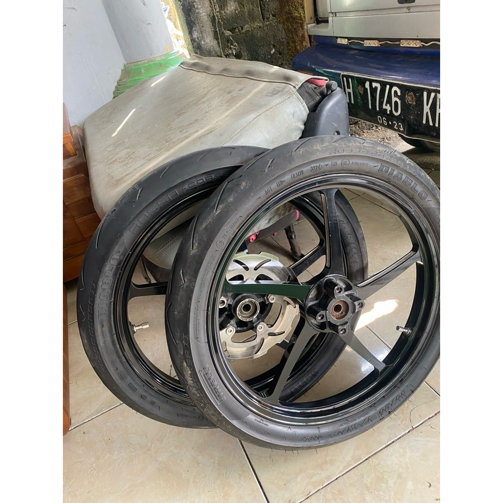 VELG MUTAKIN PNP NINJA R/SS  SET BAN FIRELI UK 90/80 RATA
