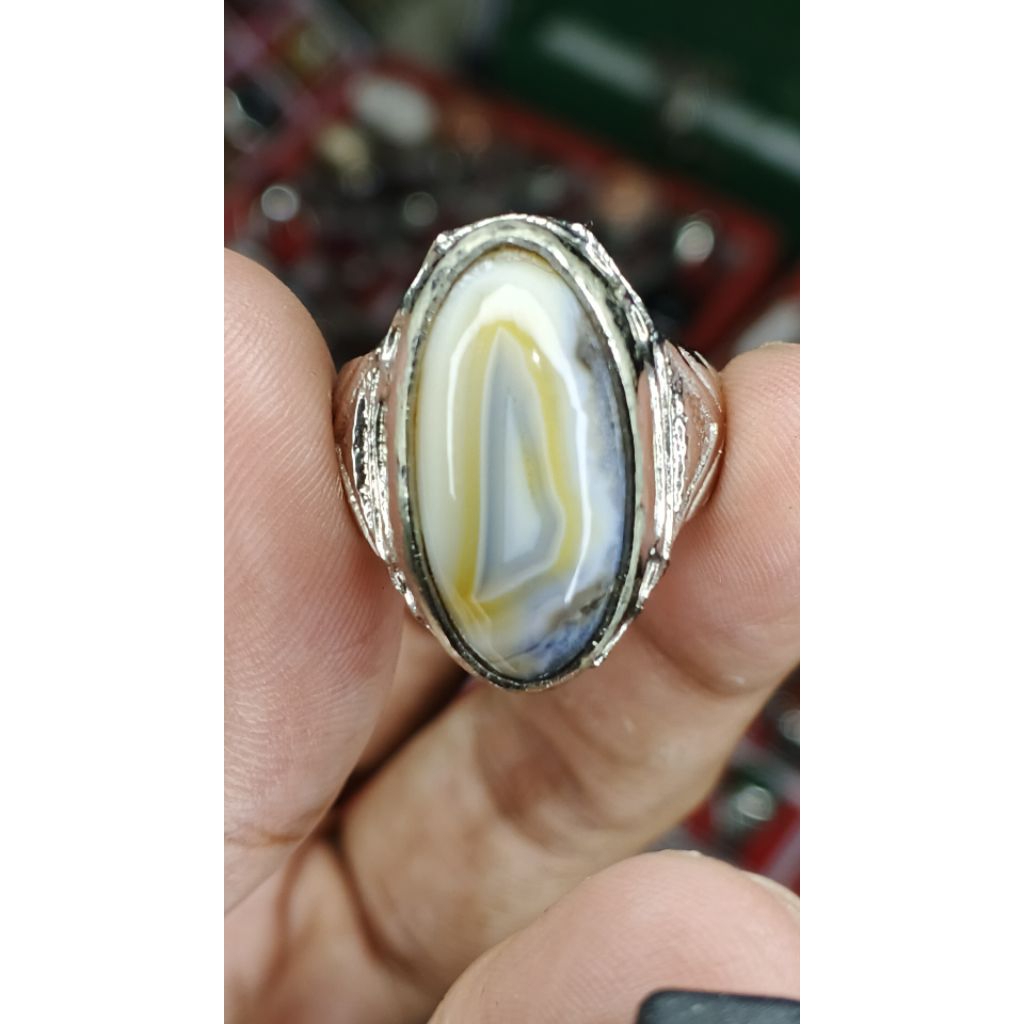 batu akik motif kantong Semar warna kalem