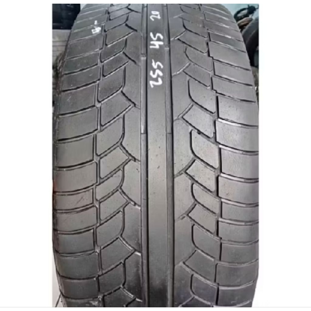 Ban mobil copotan UK 255/45 R20 ban mobil bekas tubles ban mobil second siap pakai