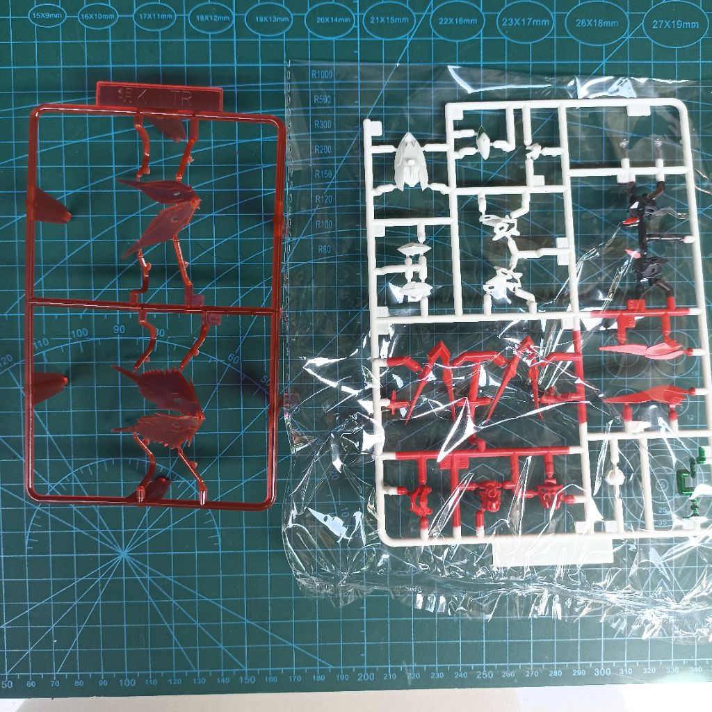 Head 1/100 Astray Red Frame Dragonic Daban