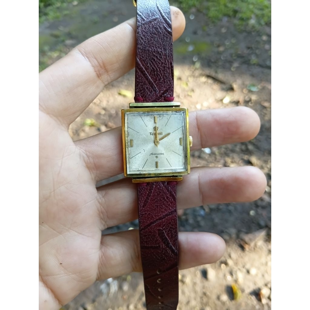 Jam Tangan Vintage Titoni