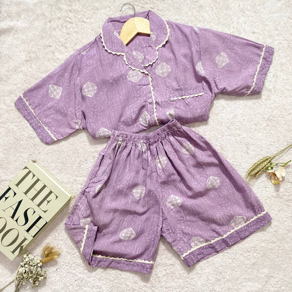 ONESET PIYAMA SETELAN PENDEK BAJU TIDUR RAYON ADEM BUSUI CELANA PENDEK BATIK PUTRI DIANA