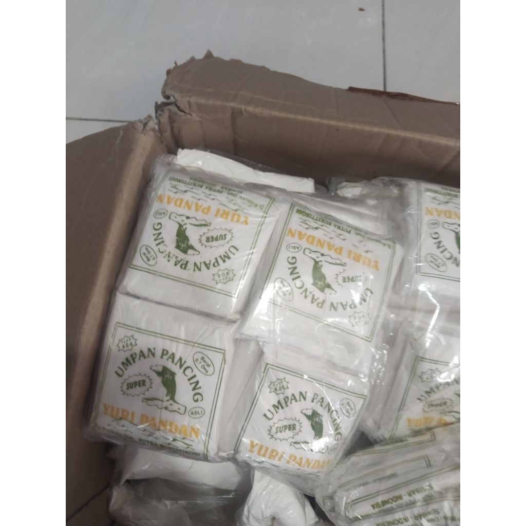 Tepung umpan yuri pandan