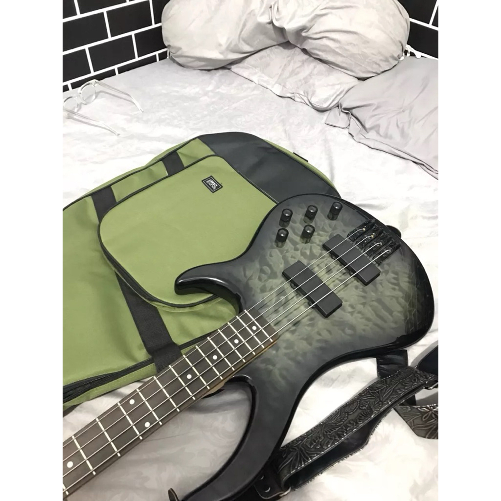 BASS PEAVEY MILLENIUM 4 AC