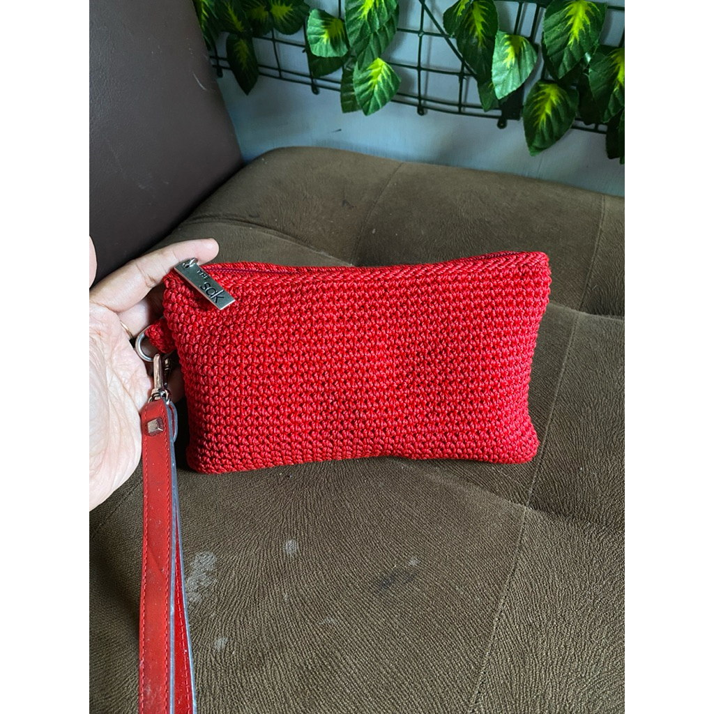 pouch rajut the sak