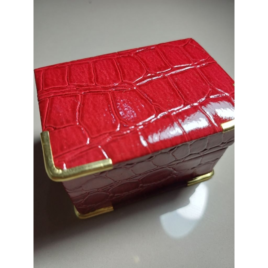 Kotak Cincin Batu Akik