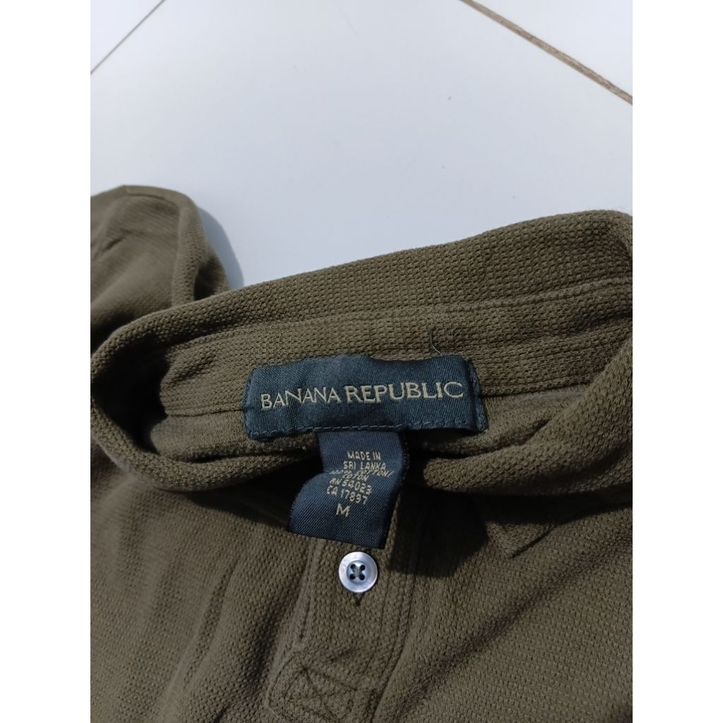 kaos polo banana republic