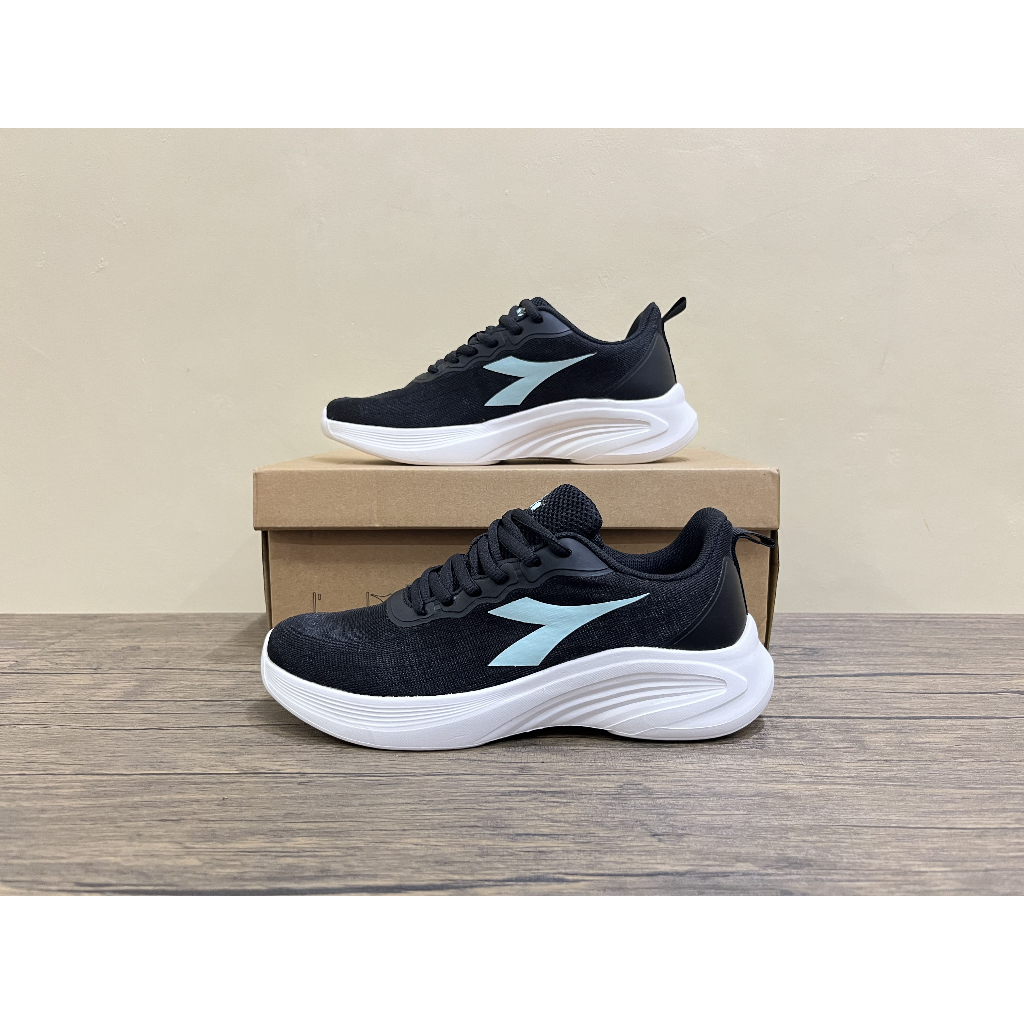 Sepatu casual wanita Diadora Nafra Black Blue Original