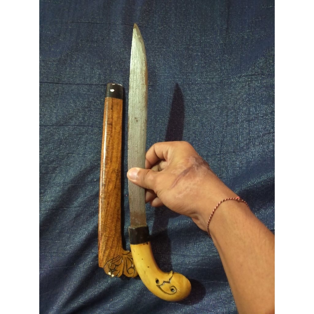 BADIK PUSAKA