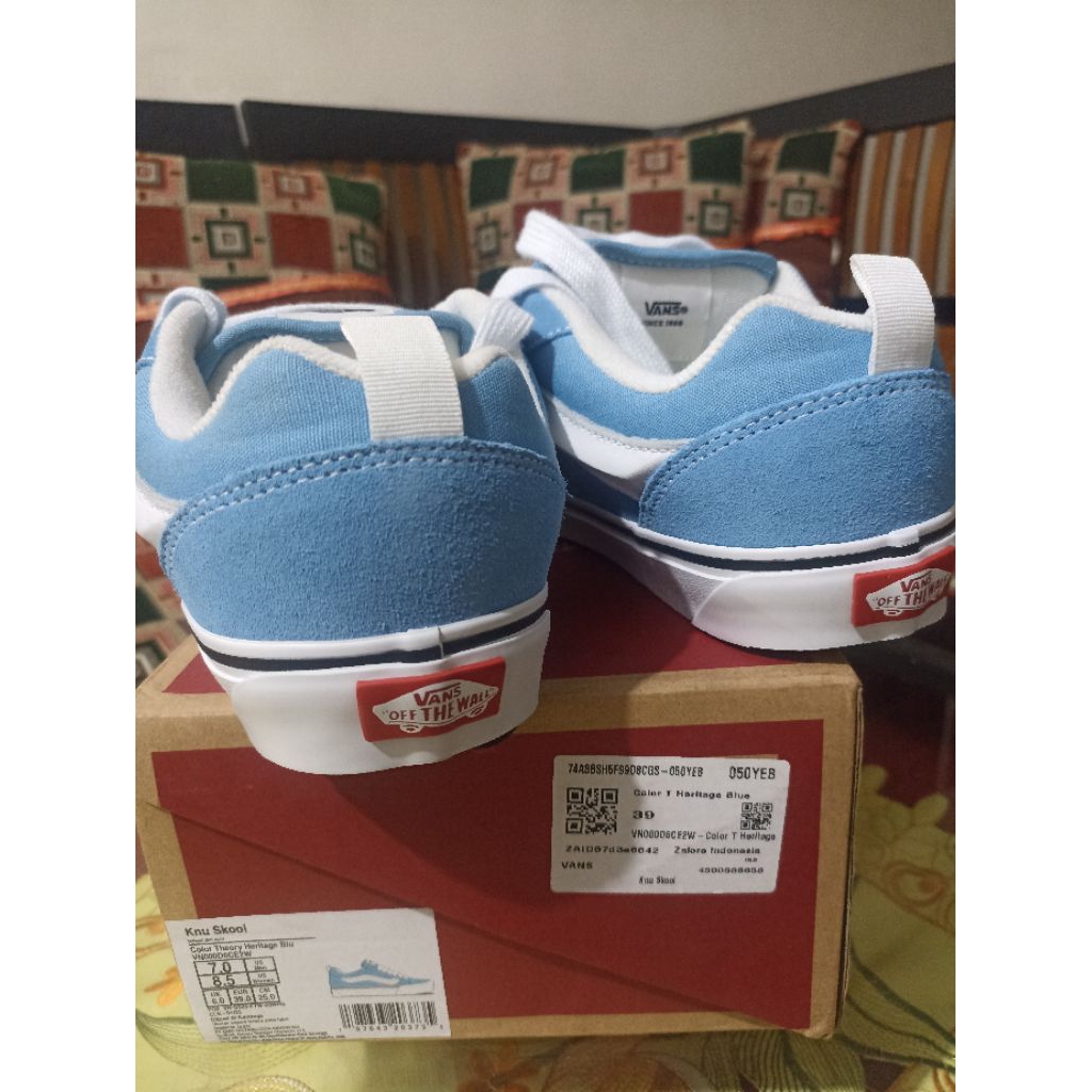 Vans knu skool