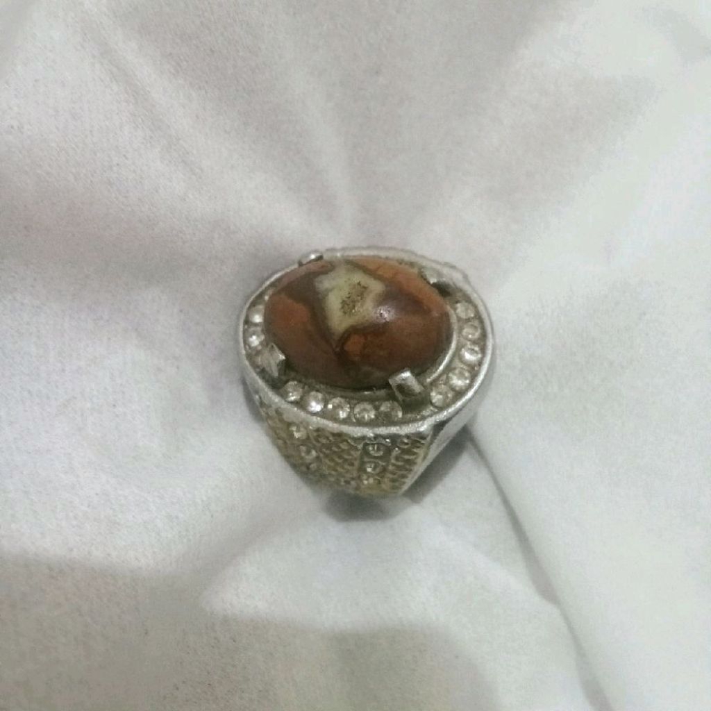 Koleksi Cincin Lawasan Lirang Bang Rawatan Khusus Tinggal Pakai