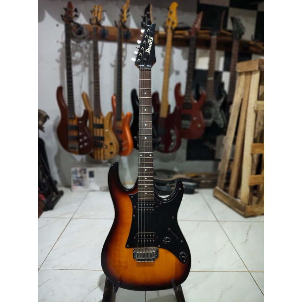 gitar elektrik ibanez gio original