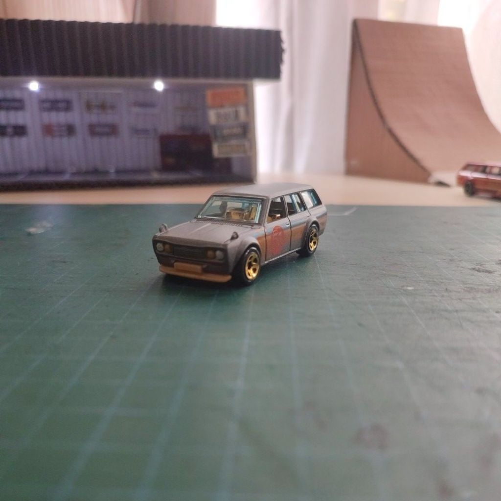 hot wheels datsun wagon 510