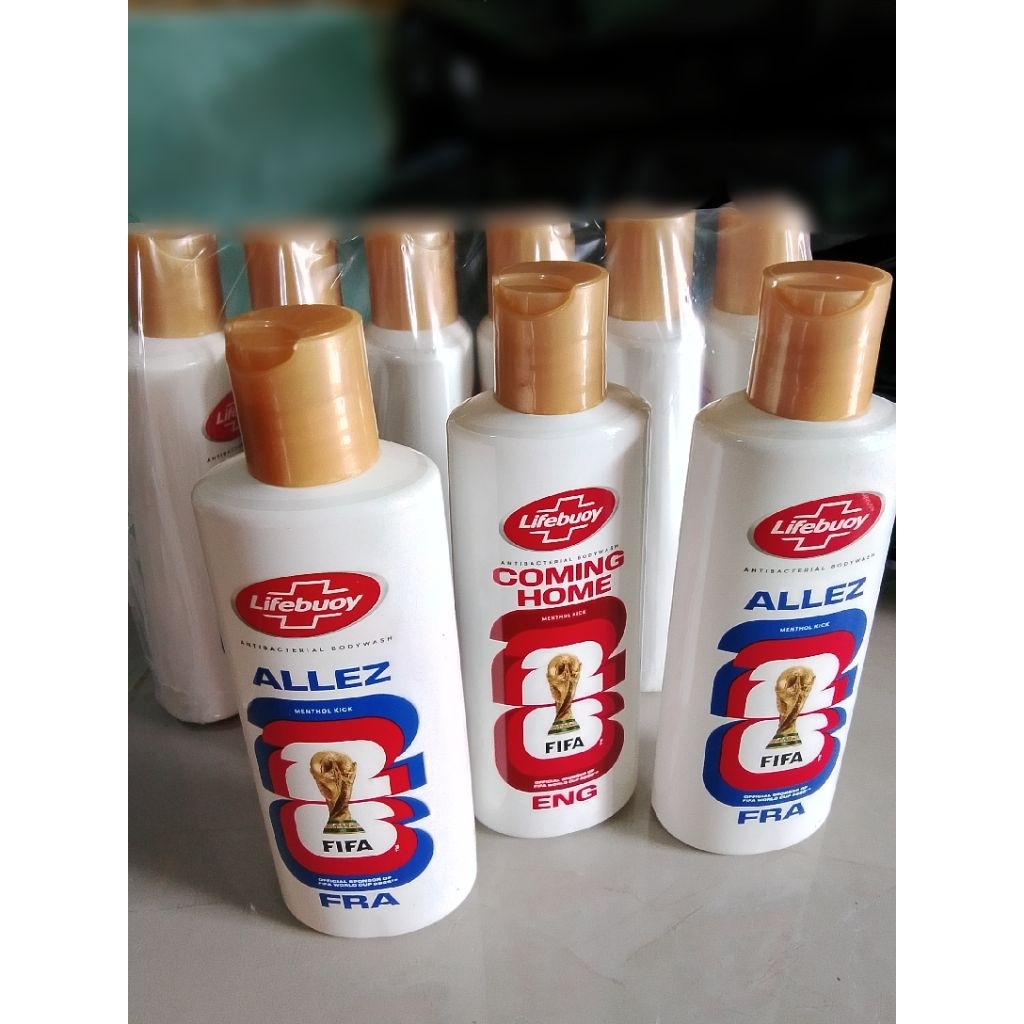 lifebuoy menthol kick bodywash edisi piala dunia(sabun cair) 85gr