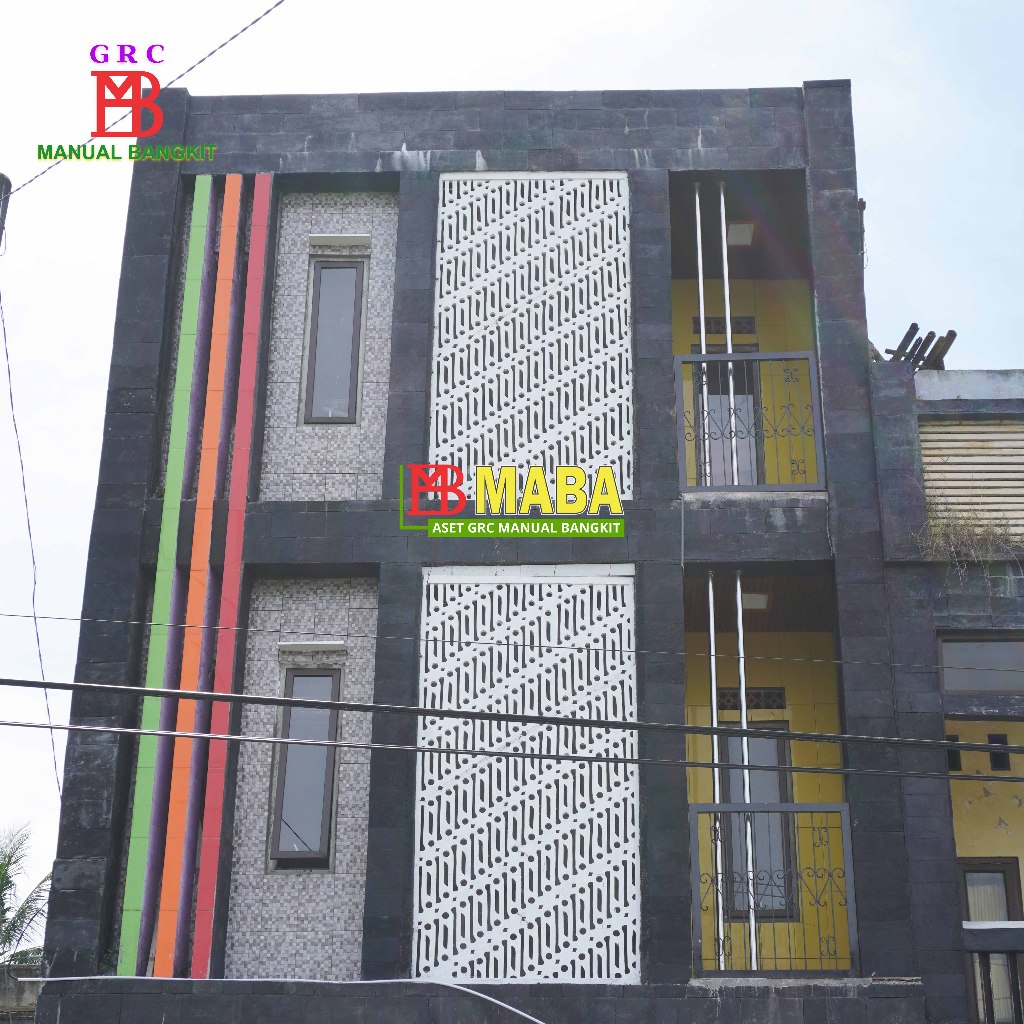 Variasi Teras Rumah GRC Krawangan Motif Batik Parang