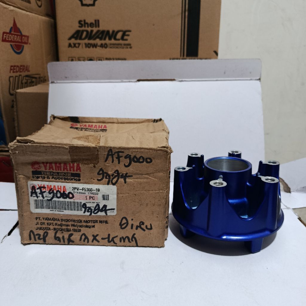 NAP GEAR DUDUKAN GEAR BELAKANG JUPITER MX KING MX-KING BIRU 2PV-F5366-10 ORIGINAL