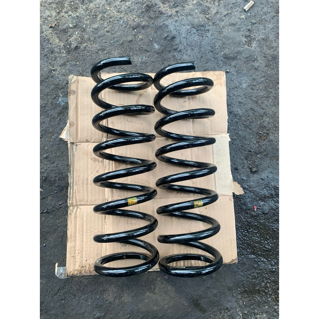 Per belakang innova
