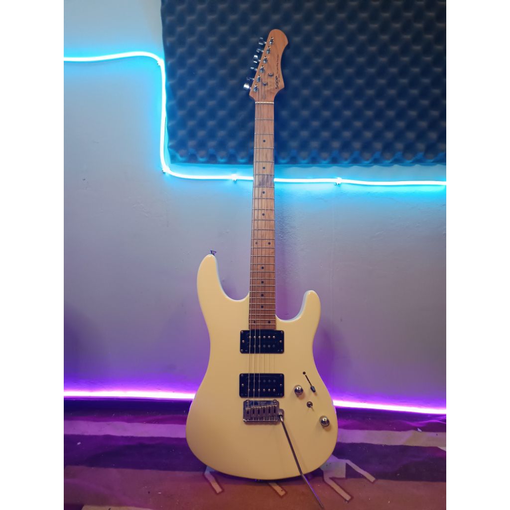 Gitar Elektrik SQOE Seib450HH Roasted Maple Pearl White