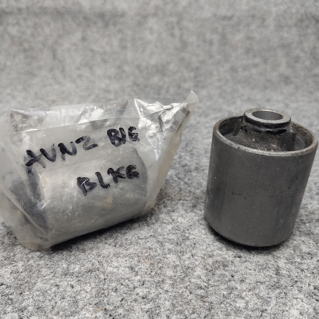 BUSHING ARM AVANZA BIG BELAKANG