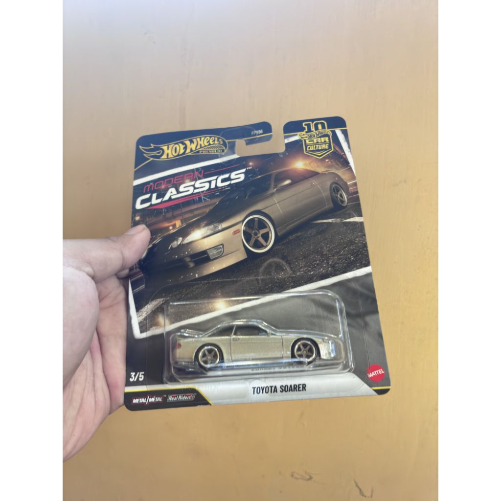 Toyota Soarer Modern Classic Hot Wheels Premium